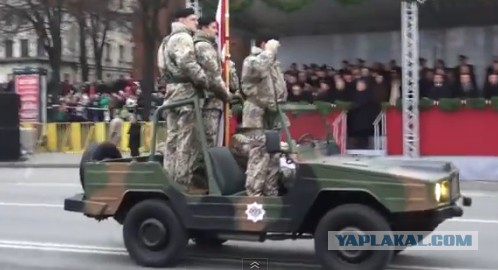 Военный парад 18 ноября 2013 года
