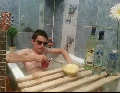 Деградировать подано, дамы и господа!