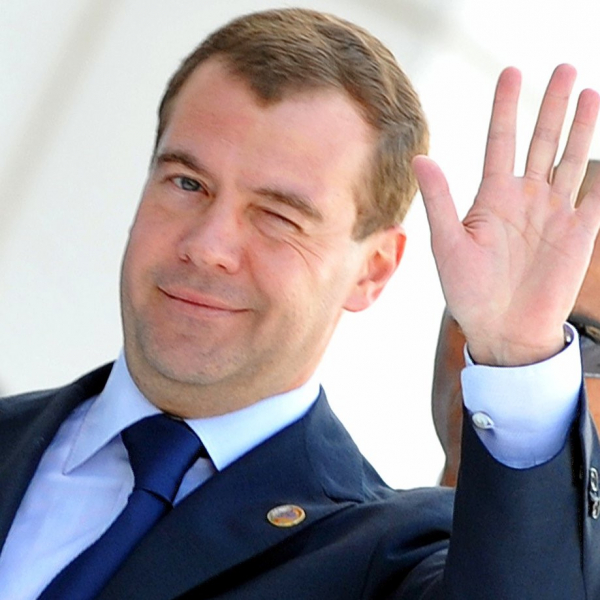 Медведев: характер изменений в пенсионную систему согласован властью и обществом