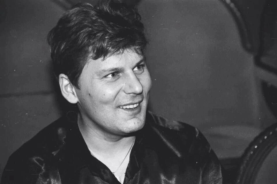 Сегодня лидер группы «Сектор Газа» Юрий Хой отпраздновал бы своё 61-летие!