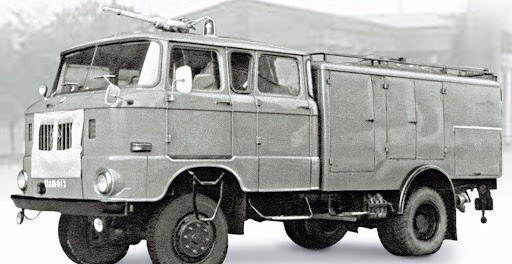Смотрите какая тачка!