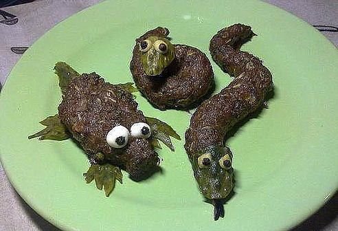 Вот и попросил жену приготовить завтрак