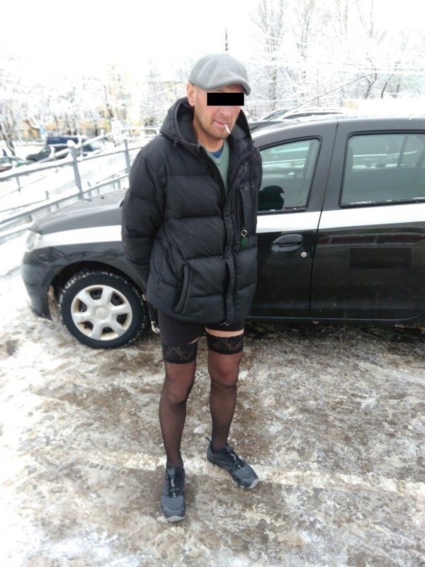 Почему мужчины считают сексуальными женщин в чулках