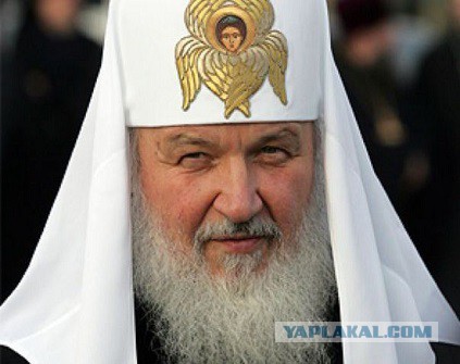 Батюшка обиделся и ушел....