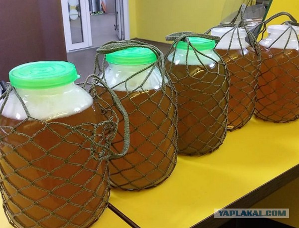 Советский квас - легендарный напиток из бочки