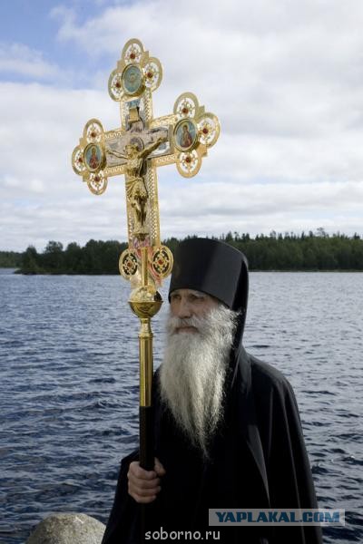 Тяжелая монашеская доля