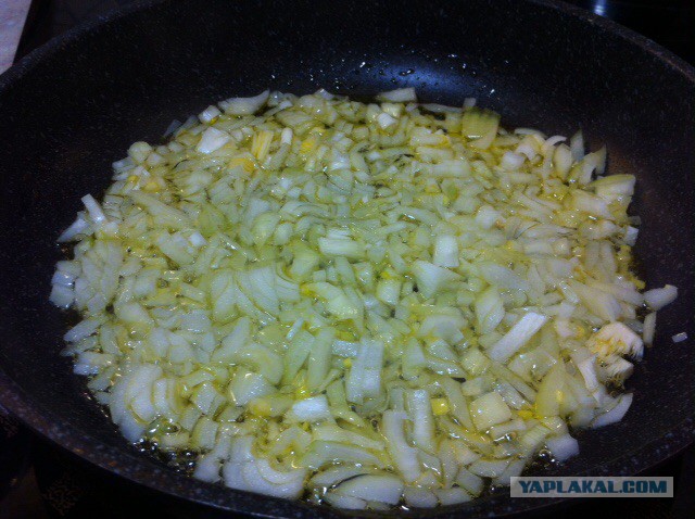 Картошка с кальмаром жареные