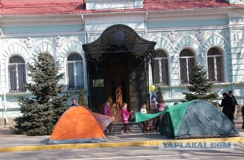 Жители Николаева грозят мажорам самосудом.