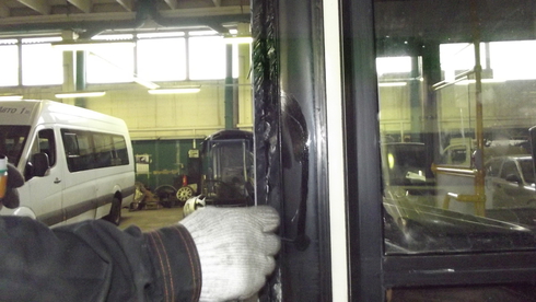 Замена лобового стекла на Маз 206