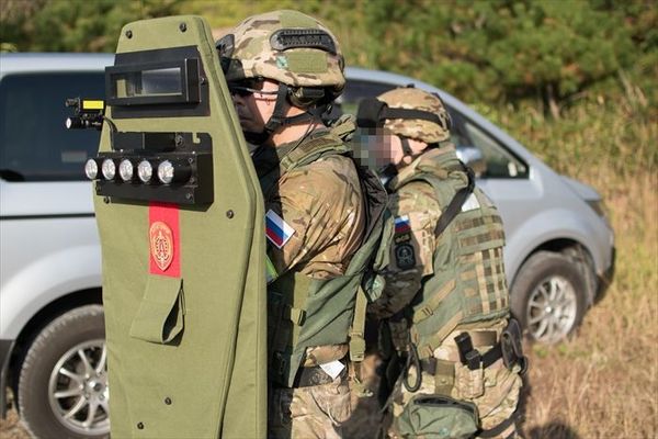 Страйкбол в Японии. Косплей на ФСБ.