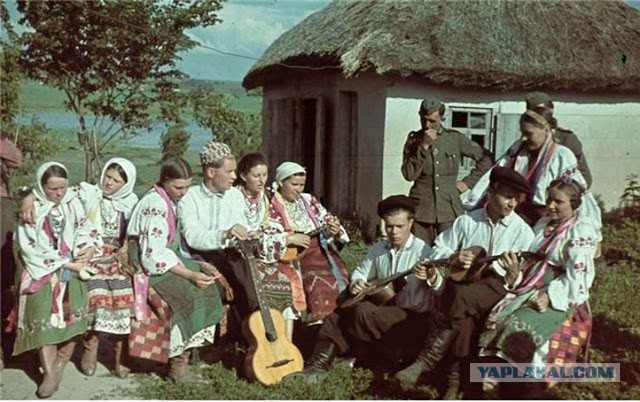 Работайте на родине. Российские пограничники развернули на границе украинских гастарбайтеров