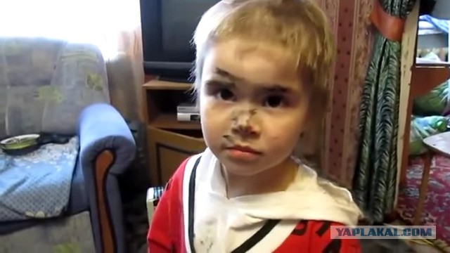 Раньше убивали за измену жены, теперь наверно за ум взялись: В Азербайджане муж побрил голову жене-изменнице и снял на видео