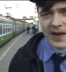 Уфимский полицейский вывернул руку подростку за съёмку в отделе.