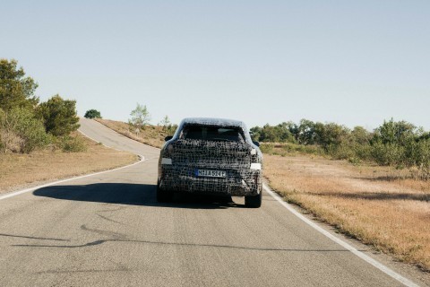 Свершилось! BMW теперь сама будет включать поворотники