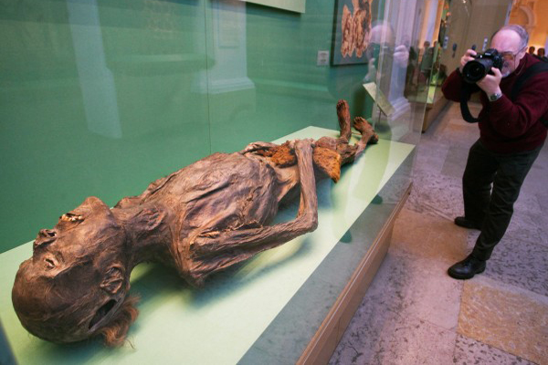 История шокирующего фото на пачках сигарет