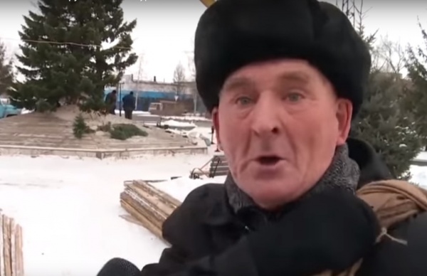 Что у нас в этот Новый год с икрой? Будет?