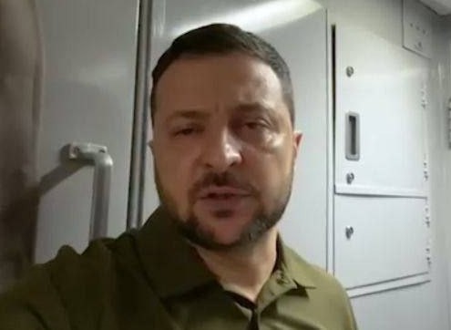 11-классник ударил ножом одноклассницу на последнем звонке. Выпускнице наложили швы, она осталась жива