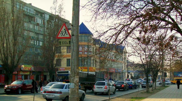 "Помогаю всем, а себе помочь не могу". 12 лет работаю социальным работником и честно о том, как опускаются мои руки