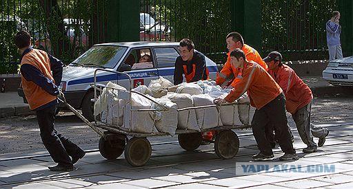 В Москве открылся первый в мире фирменный центр