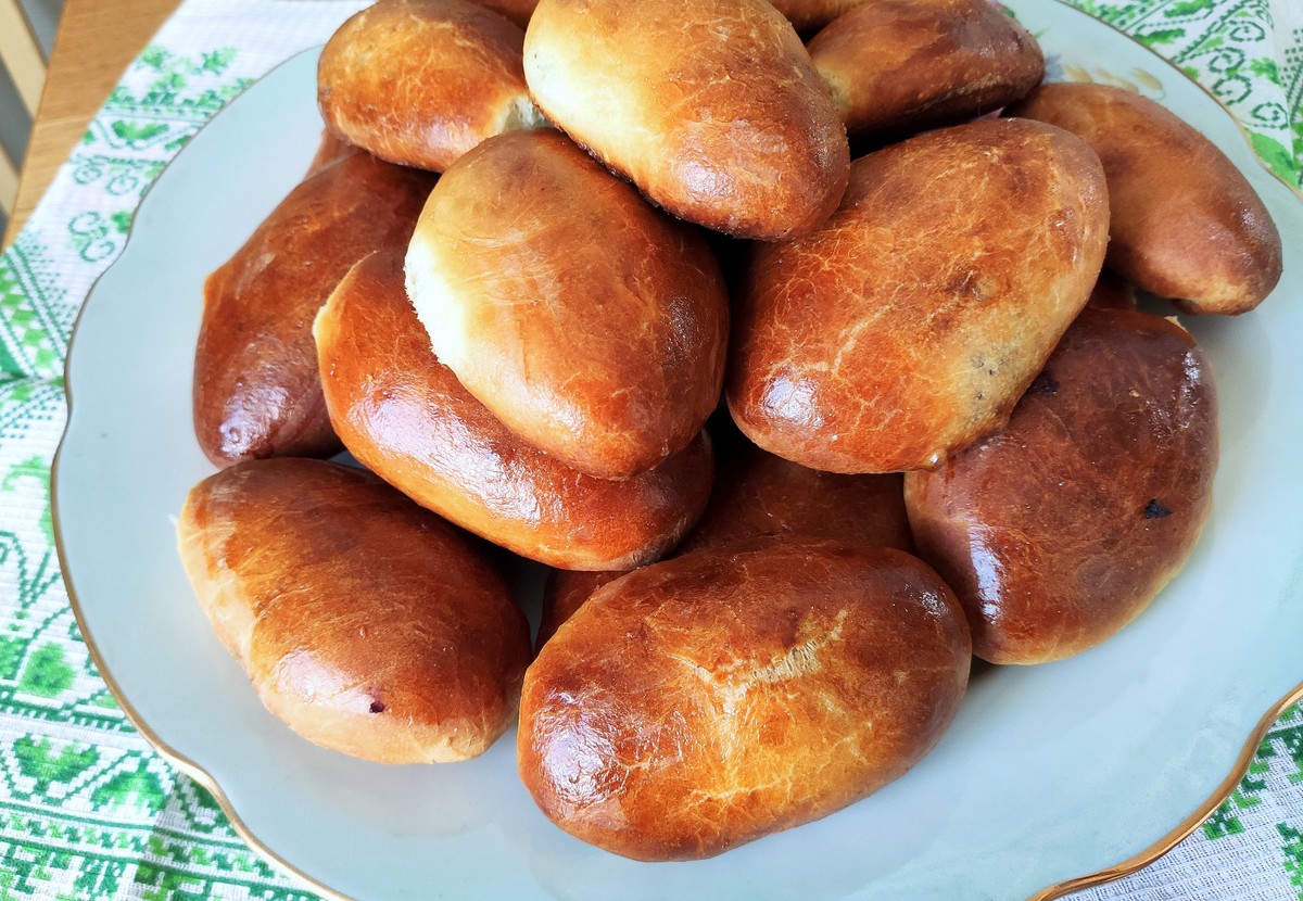 Пирожки с черемухой