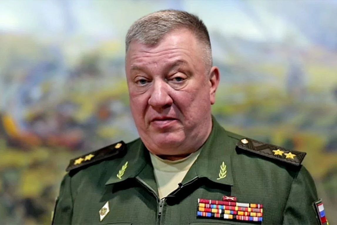 Госдума приняла постановление о выводе депутата Андрея Гурулева из состава комитета по обороне.