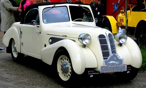Игра на ЯПе: Угадай АВТО-9
