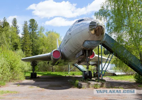 20 самых интересных авиапамятников