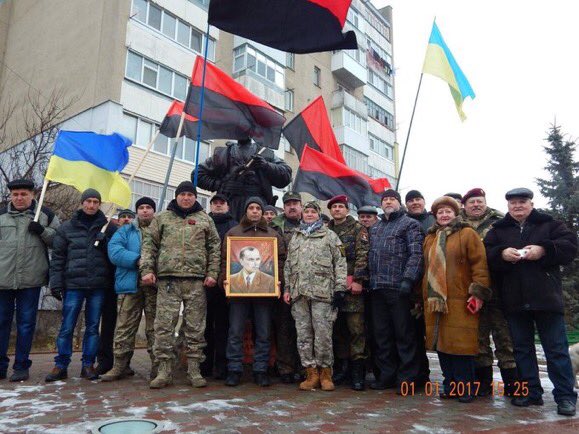 Кто говорил что Одесса поет ? Одесса готова сжигать москалей.
