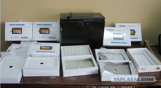 Воровство содержимого посылок в Домодедово