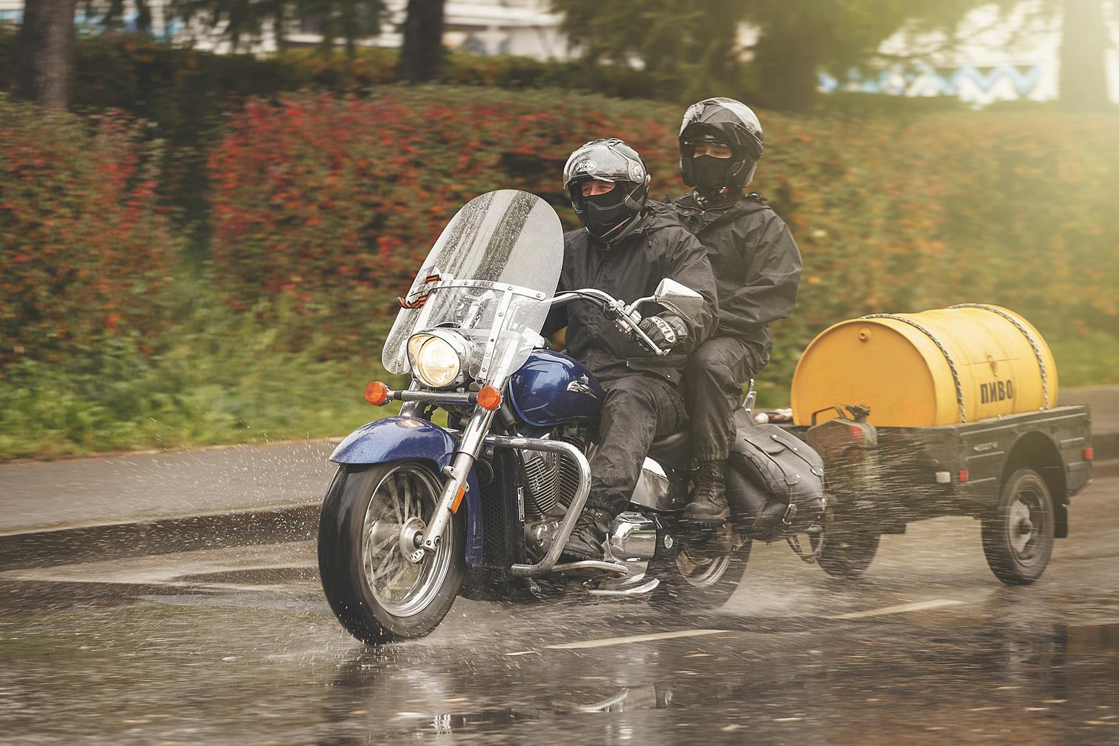 байкеры урал. байкеры екатеринбурга. вечерний мотопробег. мотоколонна екатеринбург. мотоцикл урал для бездорожья.