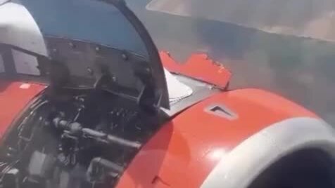 Авиационный балет и посадка на одно шасси