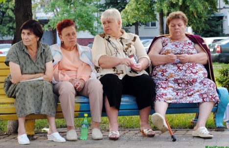 Почему Дамы за 40+ нацелены на знакомство с более молодыми мужчинами?