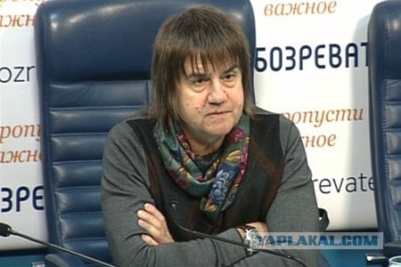 Маразм на Украине крепчает. «Я бандерівець»