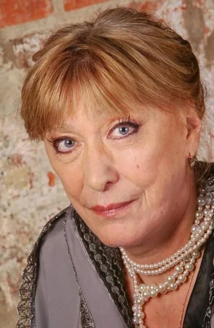 Сначала мне показалось... А потом понял, что не показалось - похож!