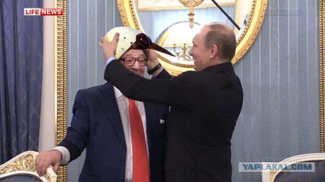 Где-то я его уже видел