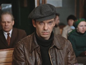 Почему Владимир Меньшов снял "Москва слезам не верит"