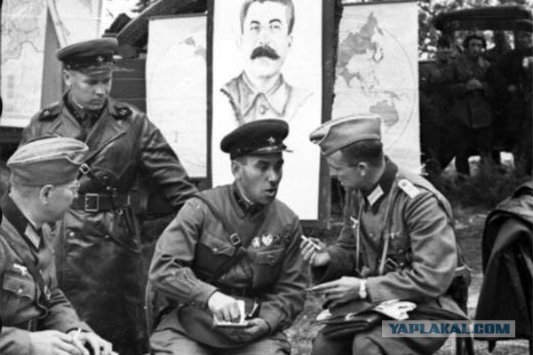Краткий ликбез о пакте Молотова-Риббентропа