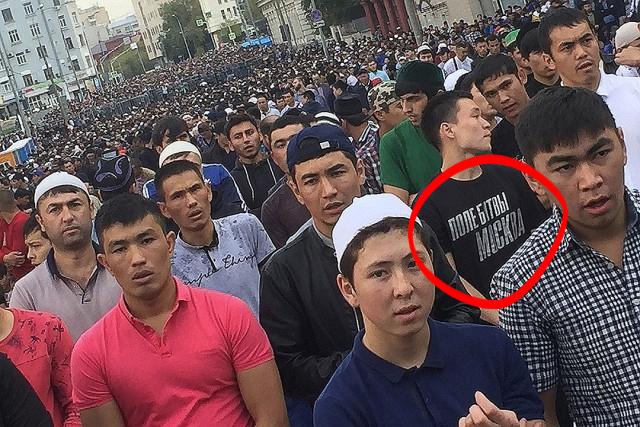 Москвич пожаловался в СК на отсутствие белых людей в рекламе Nike