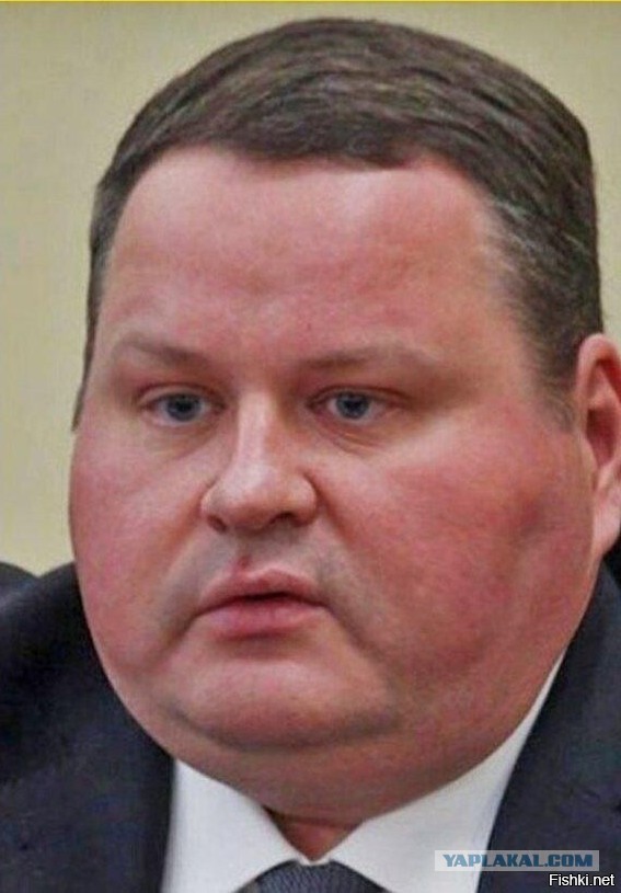 Глава Россотрудничества Игорь Чайка устроил чаепитие с переселенцами из Европы в честь Дня России