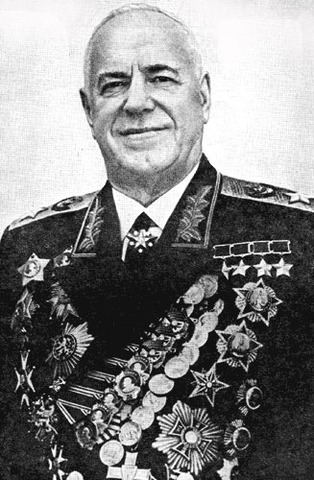 О косяках по форме советской армии в зарубежном ки