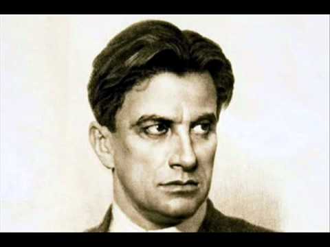 Фото актеров и музыкантов, из которых харизма плещет через край