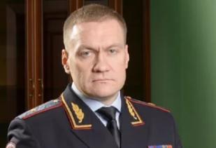 Сотрудники ДПС задержали пьяного начальника ФСБ
