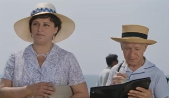 Автобусы, на которых привозили людей на концерт