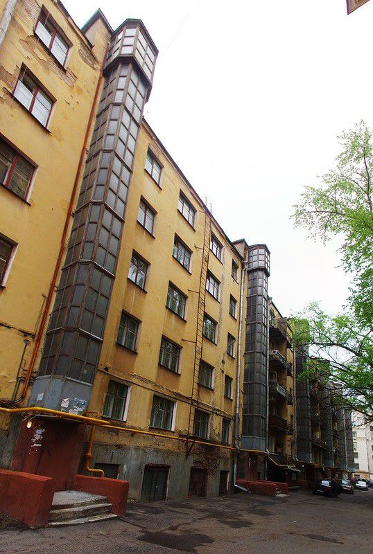СТАЛКЕРА напоминает