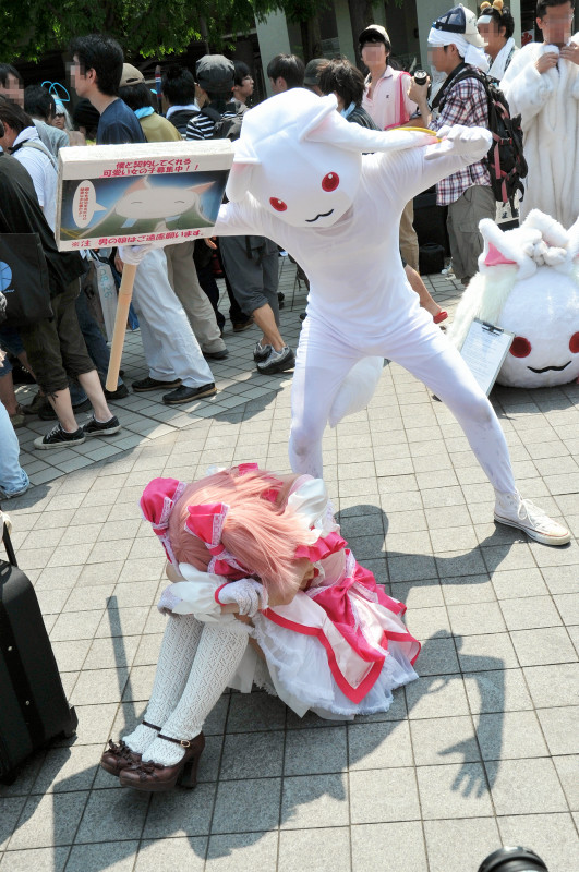 Девчонки с 80 Comiket'a ! (ну и немного парней)