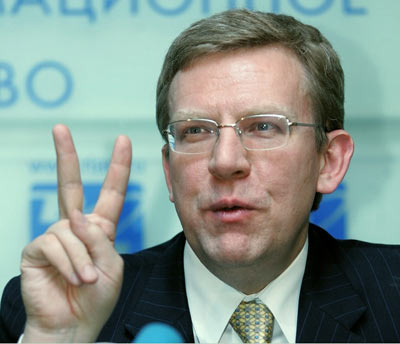Угадайте, кем стала эта милая девочка
