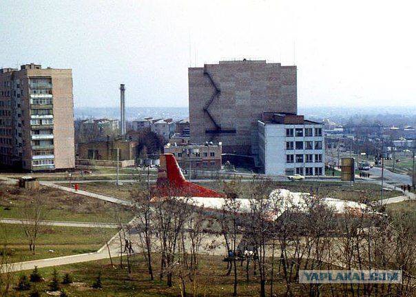 Дарите детям самолёты!