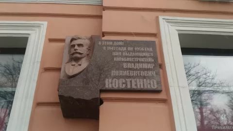 Броненосец «Князь Суворов», призрак собственной ужасной гибели еще далек и совсем не виден.Выход в море и Гулльский инцидент.