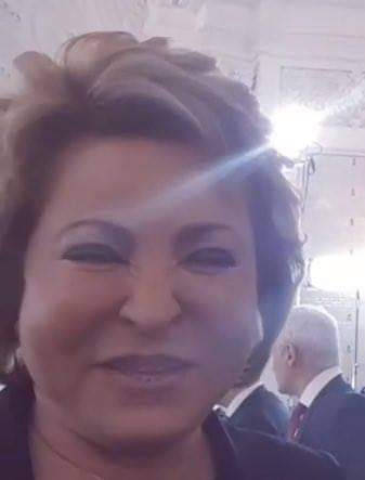 Тем временем на пляже в Мариуполе
