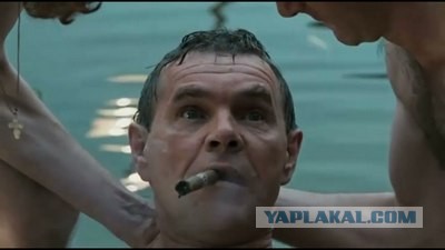 Спасатели откачали кота, который надышался угарным газом во время пожара в Тюмени